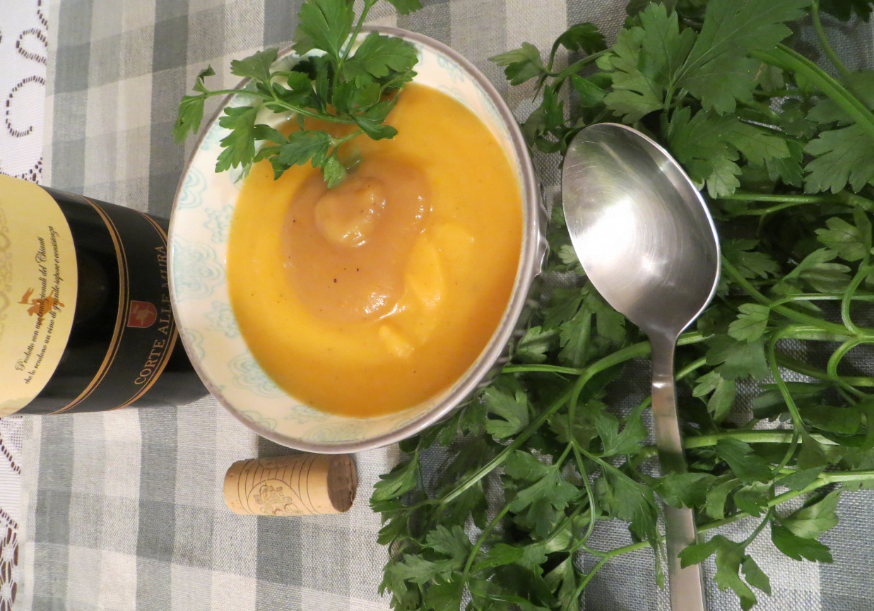 Marchewkowa zupa-krem z Chianti foto