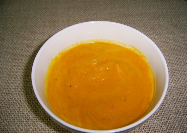 Fotografia przedstawiająca Marchewkowa zupa - krem