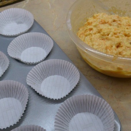 Krok 2 - Marchewkowe babeczki foto