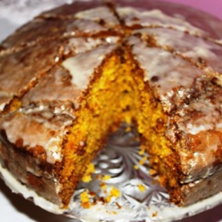 Krok 4 - Marchewkowe ciasto z lukrem z pomarańczy foto