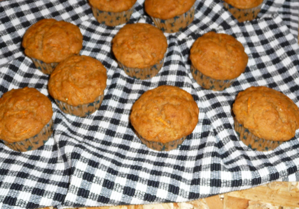 Marchewkowe muffinki foto