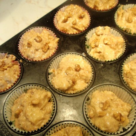 Krok 5 - Marmurkowe  muffinki  z pigwą foto