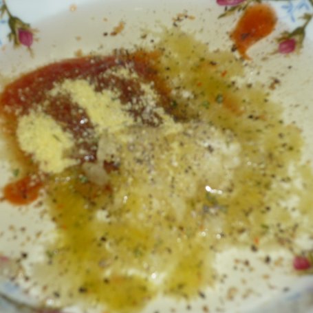 Krok 3 - Marynata czosnkowo-ketchupowa do wieprzowiny foto