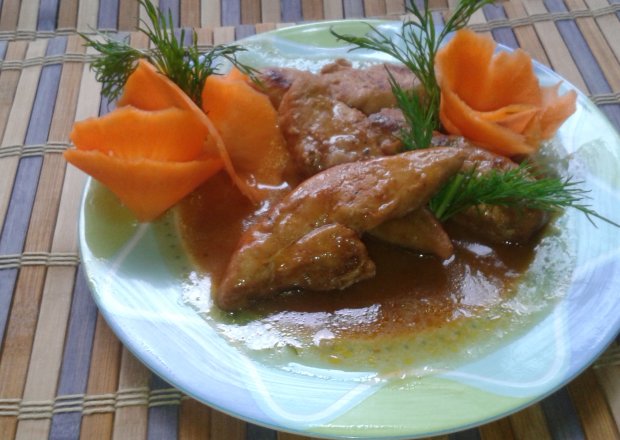 Fotografia przedstawiająca Marynowane i pieczone polędwiczki z kurczaka