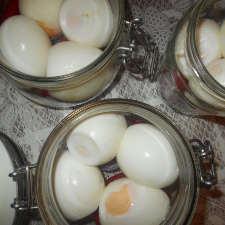 Krok 3 - marynowane jajka z papryką i cebulą foto