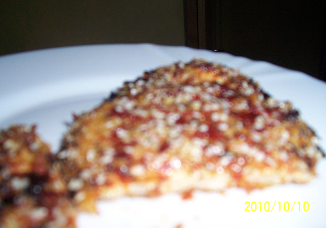 marynowany filet z kurczaka w pomidorowo-sezamowej skorupce foto