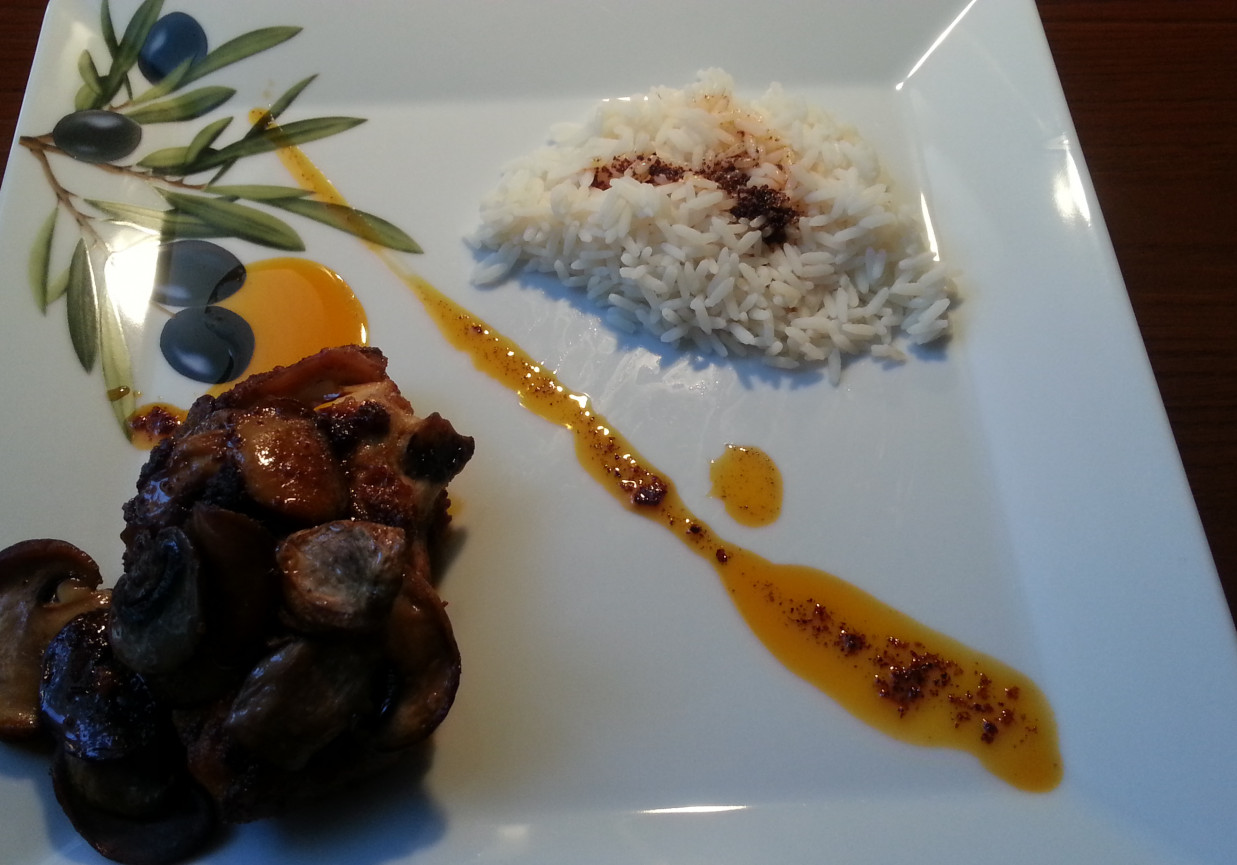 Marynowany kurczak z pieczarkami i ryżem foto