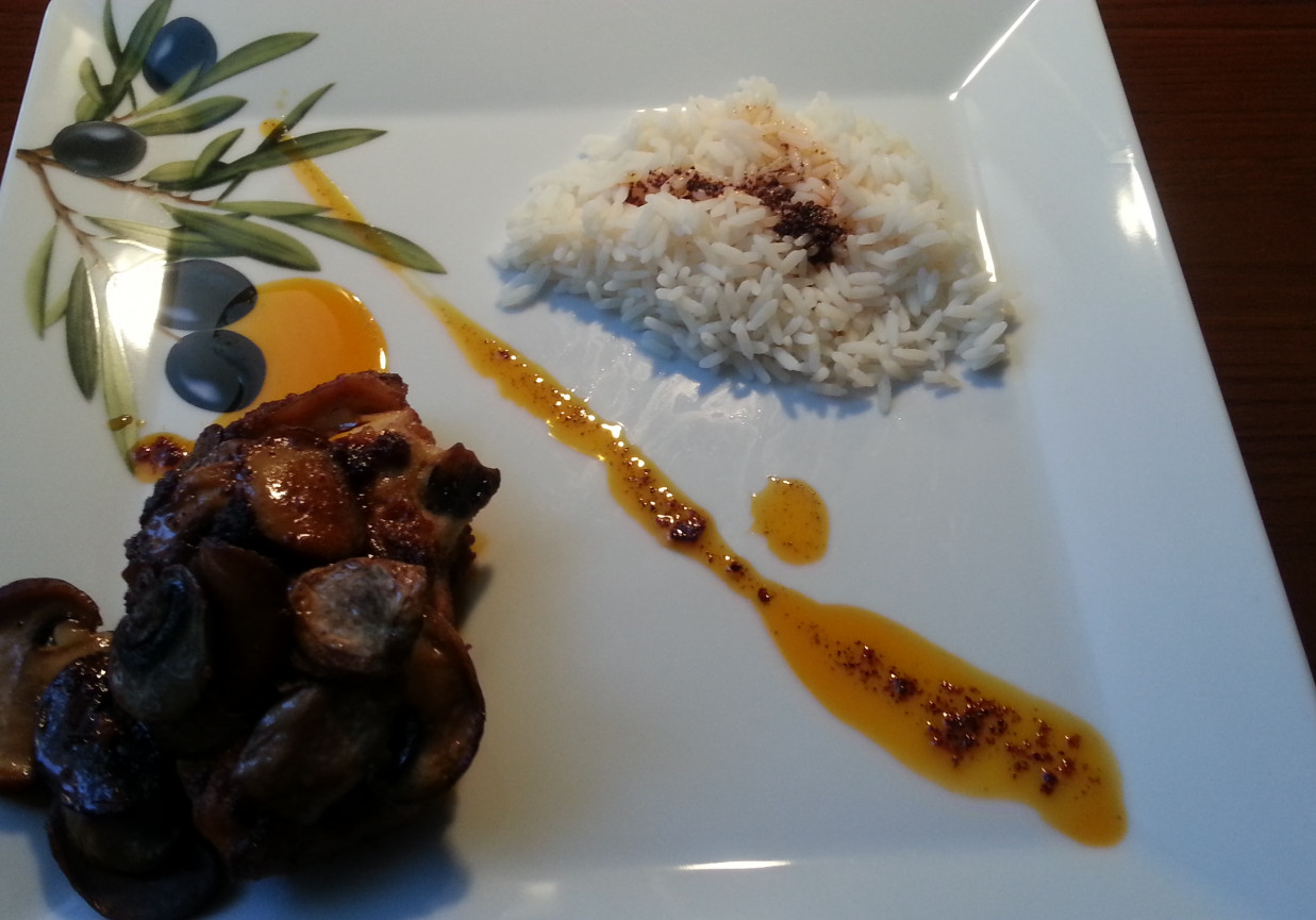 Marynowany kurczak z pieczarkami i ryżem foto