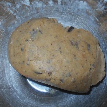 Krok 3 - Maślane ciasteczka z mielonym lnem i czekoladą foto