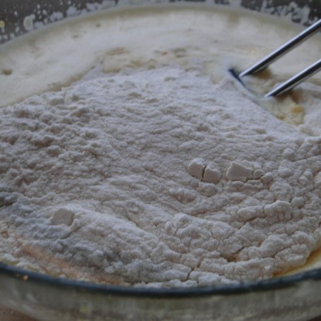 Krok 4 - Maślane ciasto z pomarańczą i kokosem foto