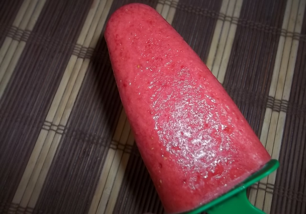 Maślankowe lody cukiniowo-truskawkowe foto