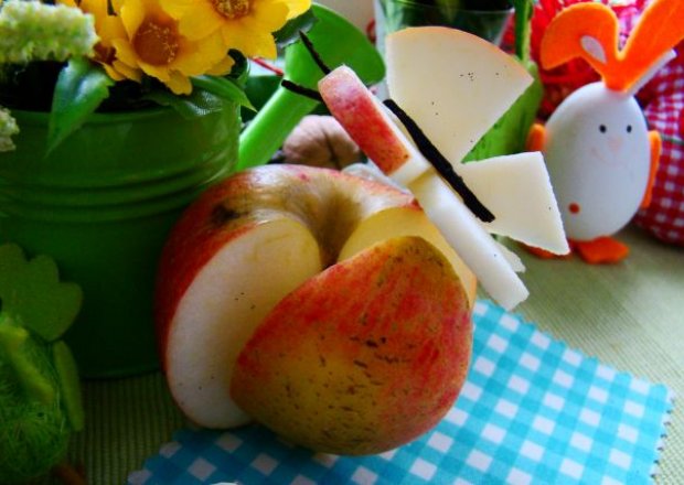 Fotografia przedstawiająca Matyle z jabłka