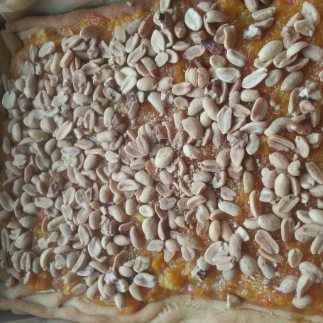 Krok 7 - Mazurek wielkanocny z kajmakiem i bakaliami foto