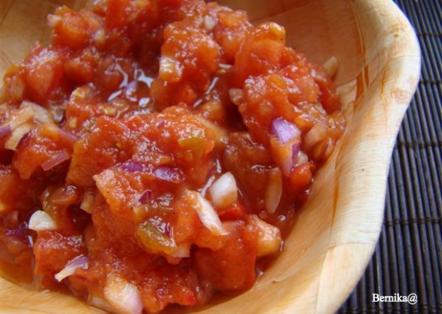 Fotografia przedstawiająca Meksykańska salsa pomidorowa