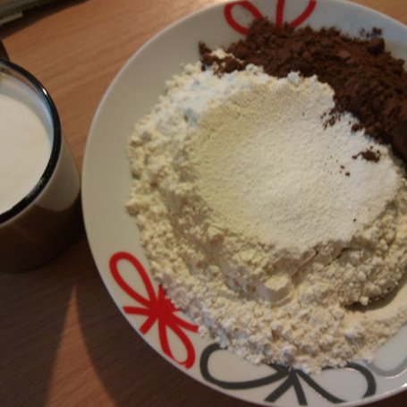 Krok 2 - Mięciutki piernik czekoladowy foto