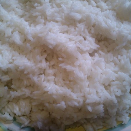 Krok 2 - Mielone kotleciki z ryżem i cebulką cukrową  foto
