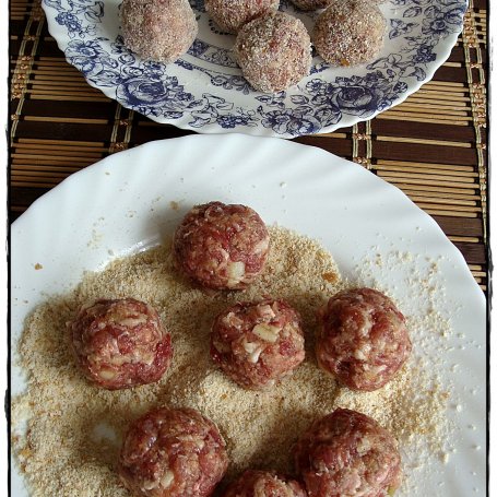 Krok 2 - MIELONE KULKI Z PIECZARKAMI foto