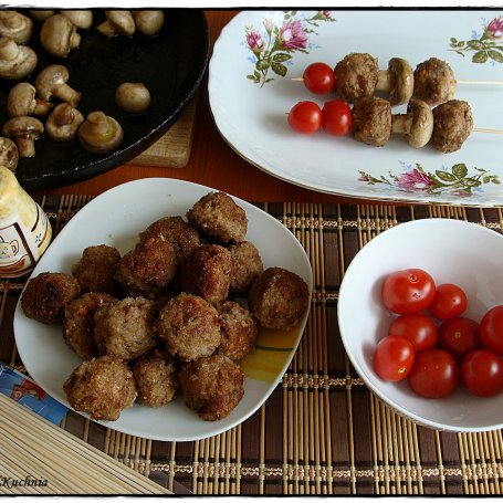 Krok 5 - MIELONE KULKI Z PIECZARKAMI foto