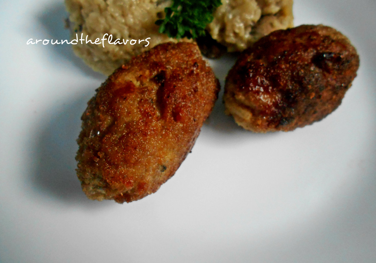 Mielone z mozzarellą i  risotto pieczarkowym foto