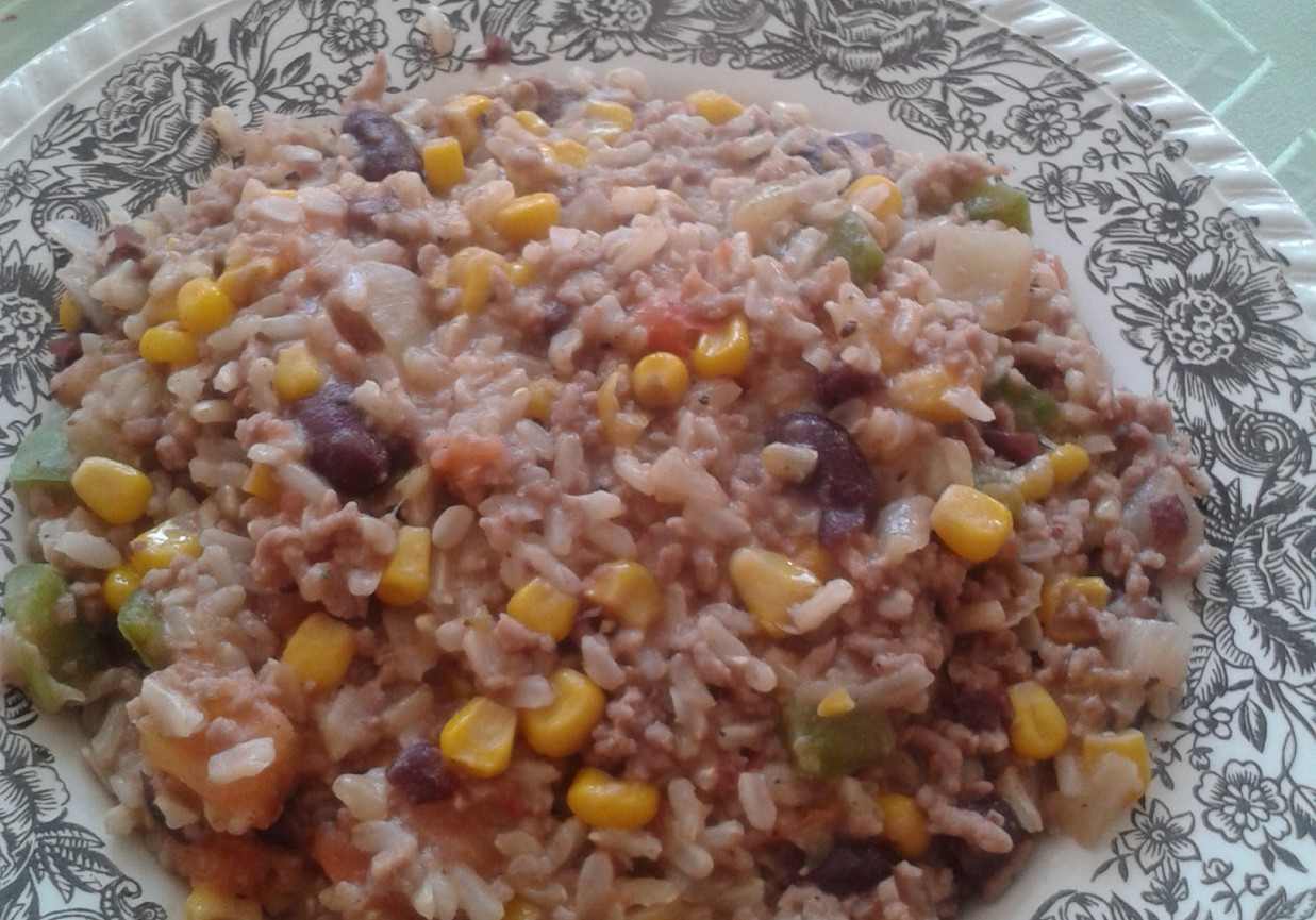 mięsno-warzywny mix z ryżem foto