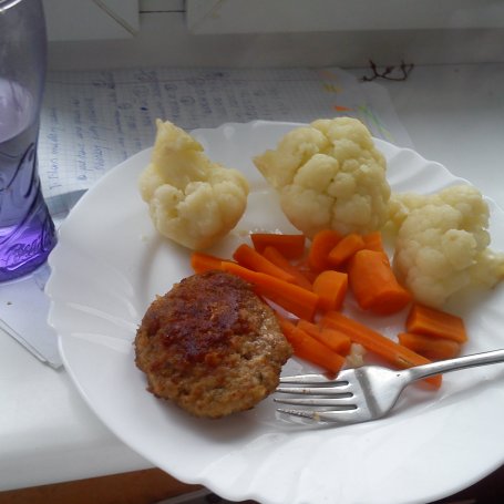 Krok 4 - Mięso mielone + kalafior i marchewka foto