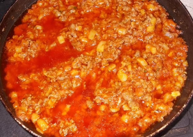 Fotografia przedstawiająca Mięso mielone z kukurydza do makaronu lub ryżu