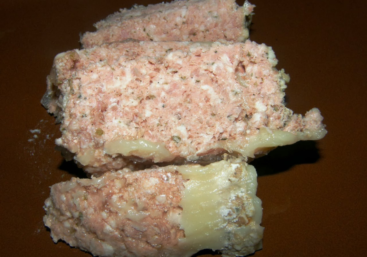 mięso w słoiku - konserwa w słoiku foto