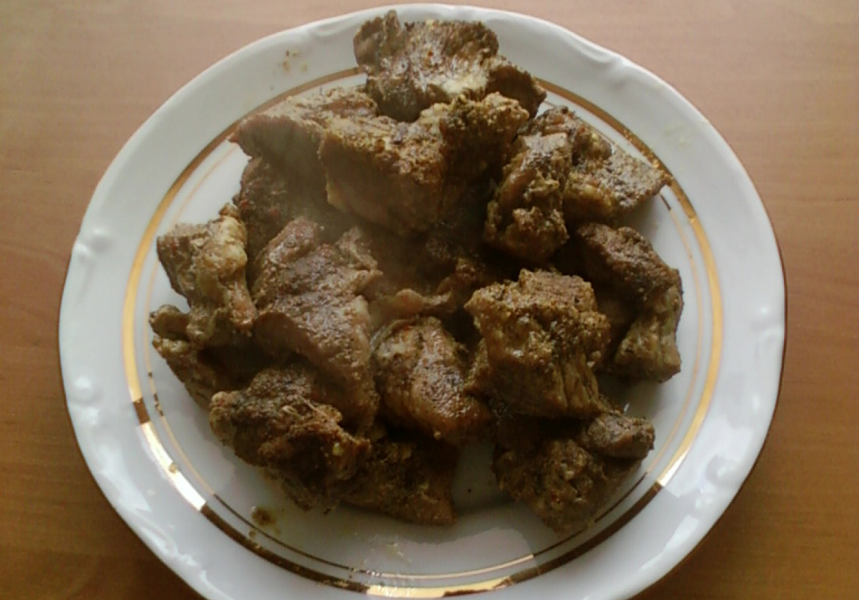 mięso wieprzowe duszone foto