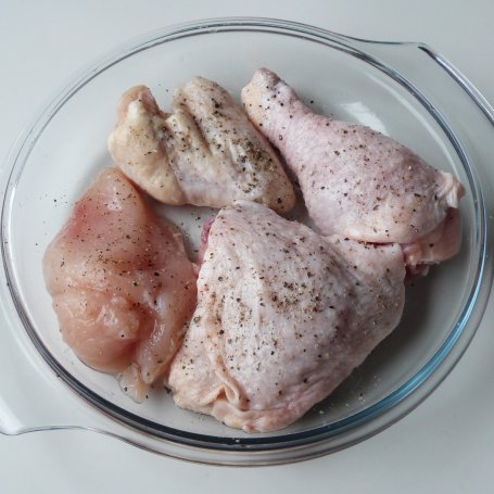 Krok 2 - Mięso z kurczaka w chrzanowo-miodowej marynacie foto