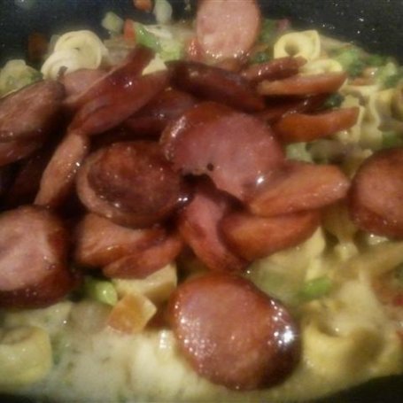 Krok 3 - Mieszanka warzywna z tortellini z kiełbasą foto