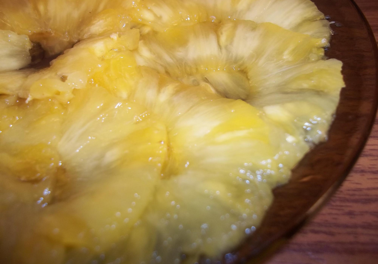 Miętowe carpaccio z ananasa foto