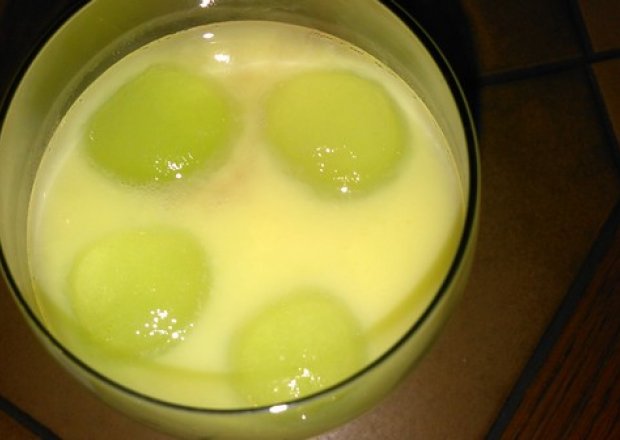 Fotografia przedstawiająca Miętowy drink "Mrówkojad"