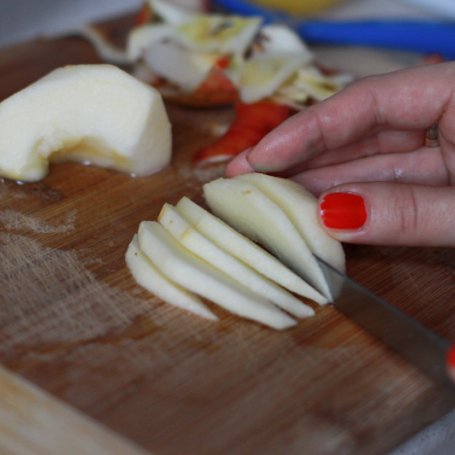 Krok 2 - Migdałowo-cynamonowa muffinka z polskimi jabłkami polana polewą z cukru trzcinowego foto