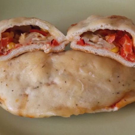 Krok 8 - Mini calzone z warzywami foto