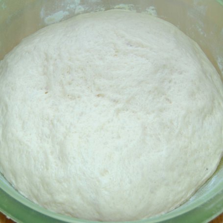 Krok 3 - Mini focaccia z wędzonymi szprotkami foto