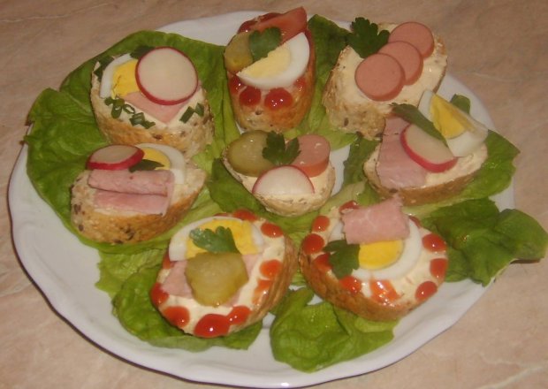 Fotografia przedstawiająca Mini kanapki