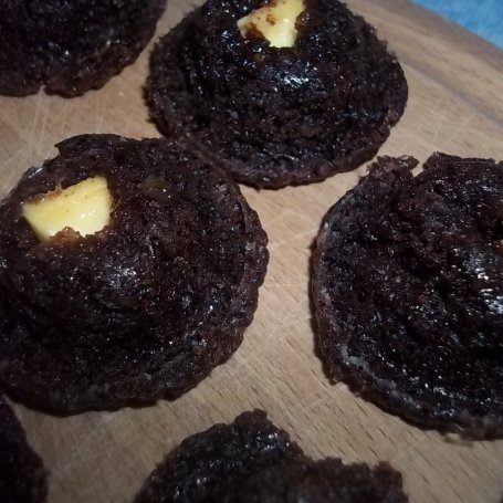 Krok 4 - Mini muffinki z białą czekoladą foto