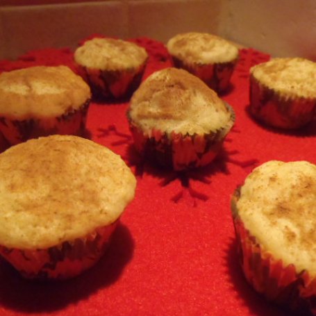 Krok 4 - Mini muffinki z jabłkiem z maszyny foto