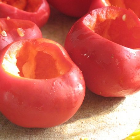 Krok 1 - Mini papryczki pomidorowe z farszem mięsnym foto