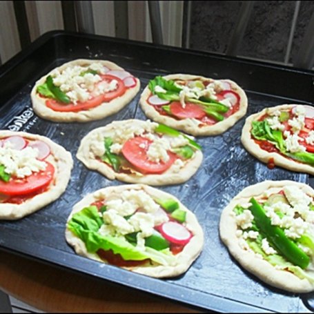 Krok 4 - Mini Pizze wegetariańskie foto
