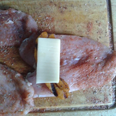 Krok 5 - Mini roladki z grillowaną dynią i serem foto
