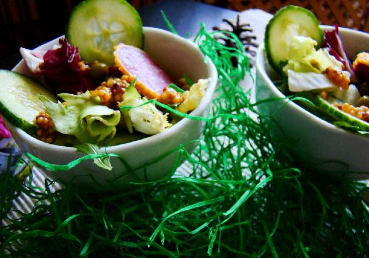 Mini sałateczki z sosem ziołowym i musztardą francuską foto
