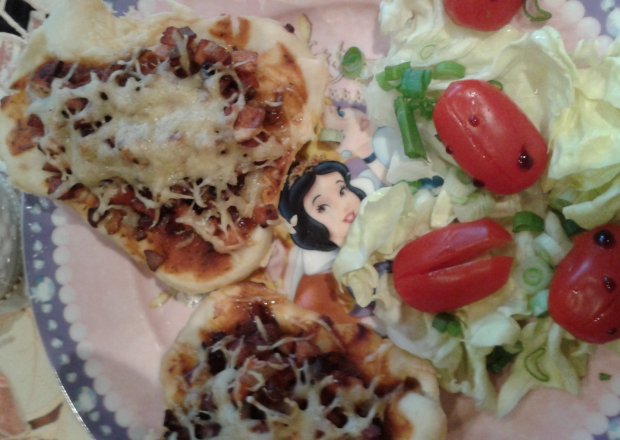 Fotografia przedstawiająca Misiowa pizza