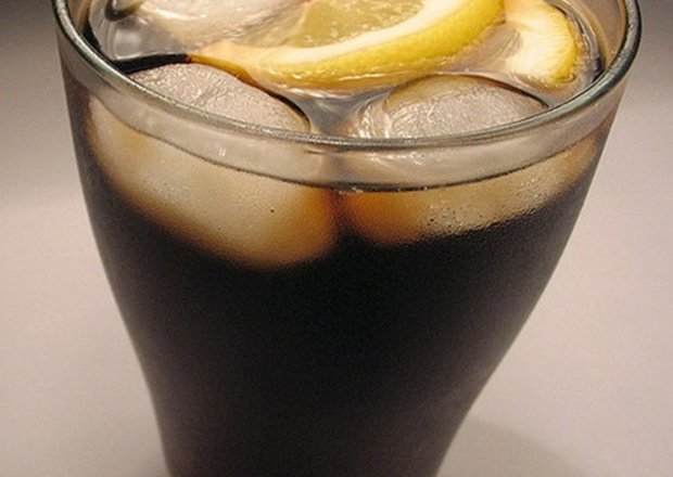 Fotografia przedstawiająca Mix Cola drink