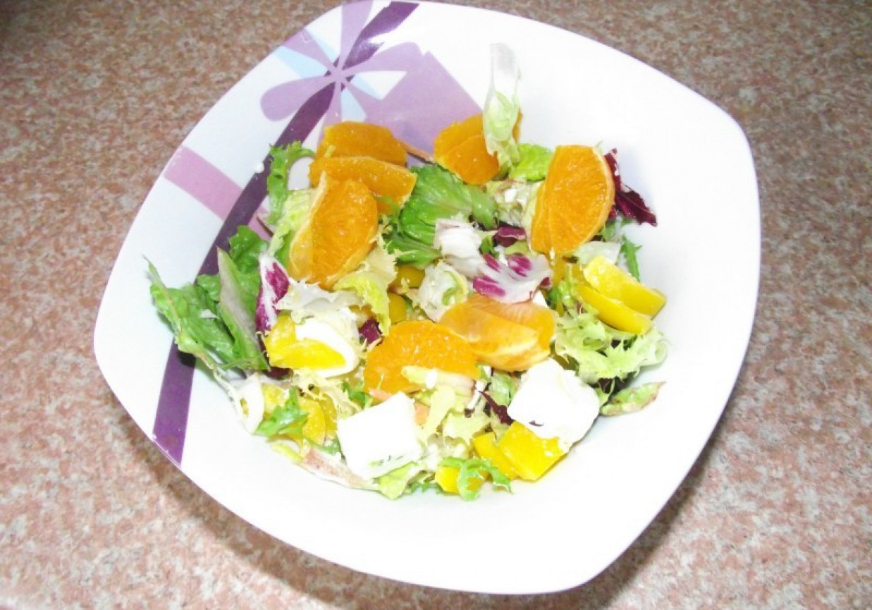 Mix sałat z mandarynkami foto