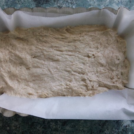 Krok 3 - Mleczny chleb pszenny na zakwasie żytnim foto