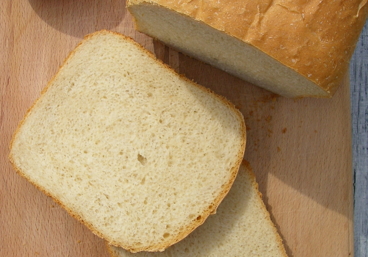 Mleczny chleb z automatu foto