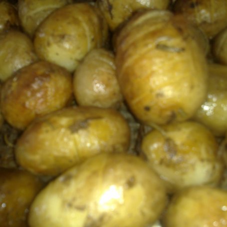 Krok 4 - młode ziemniaki pieczone z rozmarynem foto