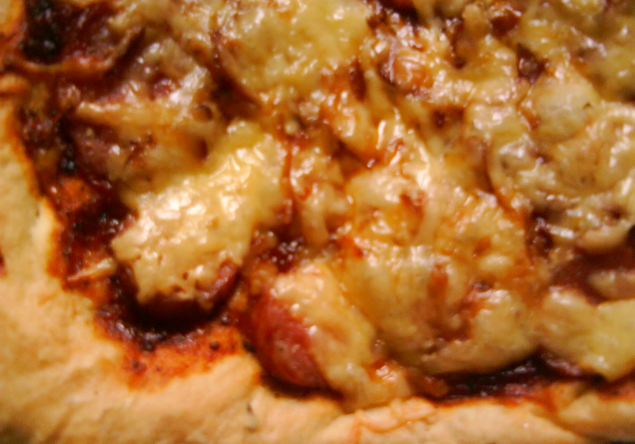 Mocno aromatyczny sos do pizzy foto