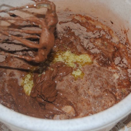 Krok 2 - Mocno czekoladowe muffinki foto